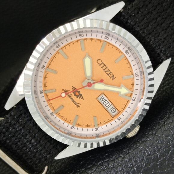 Vintage 1974 Citizen Automatic Mens Silver Watch W/daydate & Orange accents - Picture 1 of 9
